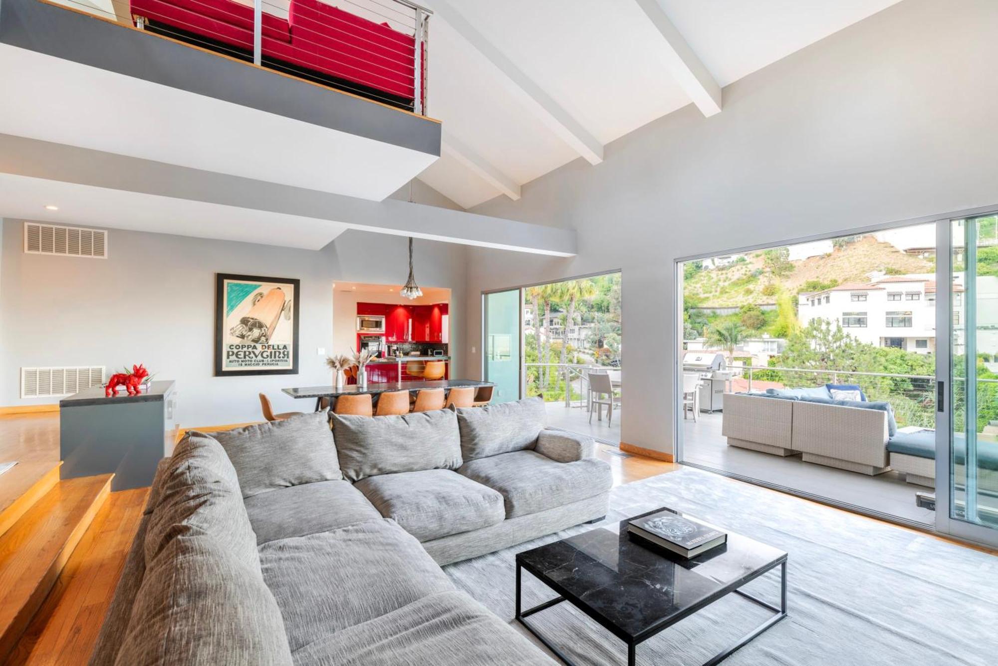 6mil 5br Sunset Strip Jetliner Oasis Ferienhaus