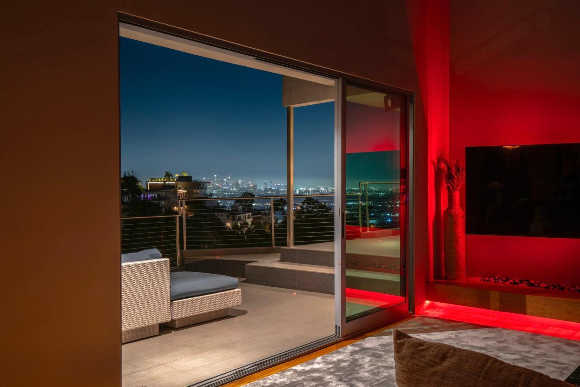 Ferienhaus 6mil 5br Sunset Strip Jetliner Oasis