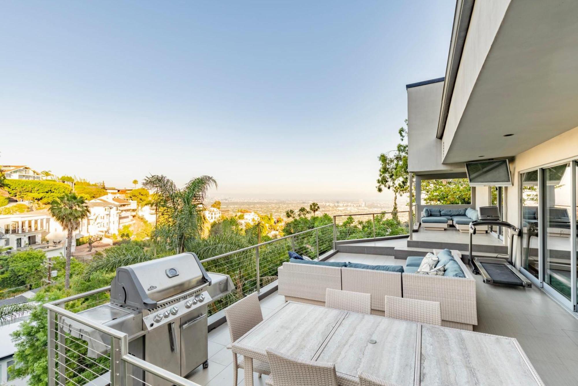 6mil 5br Sunset Strip Jetliner Oasis Ferienhaus